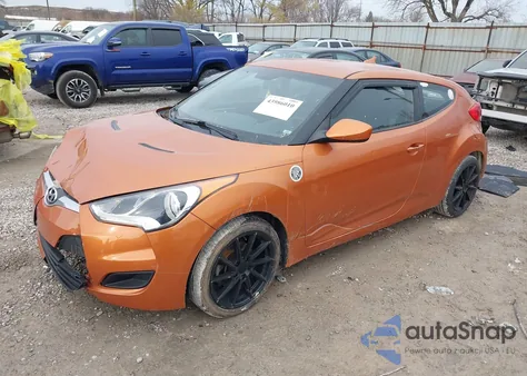 2015 Hyundai Veloster z USA, uszkodzony, nr VIN KMHTC6AD1FU238641